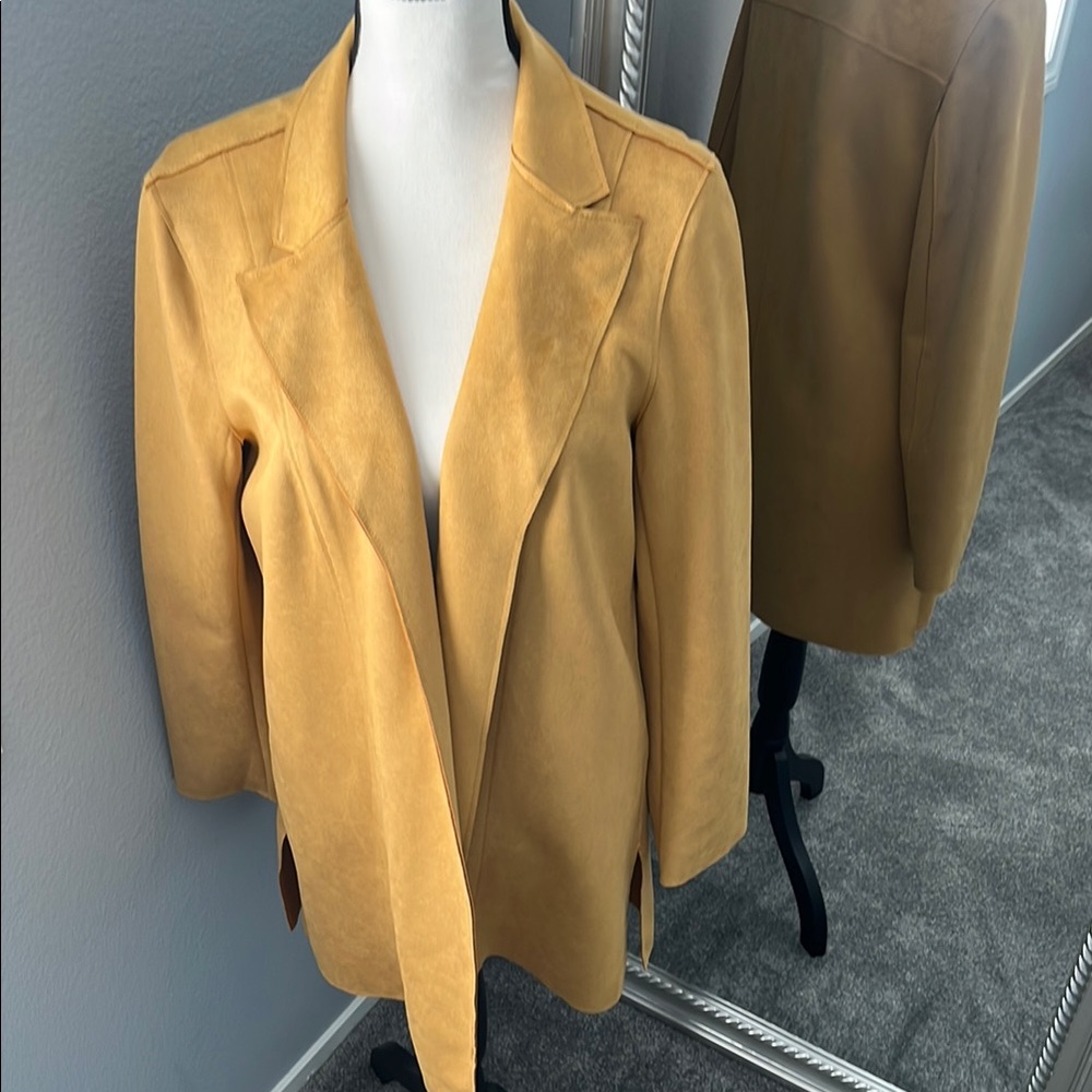 PHILOSOPHY Mustard Yellow Faux Suede Jacket - Womens M medium